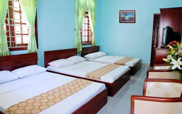 Tuyet Mai Hotel