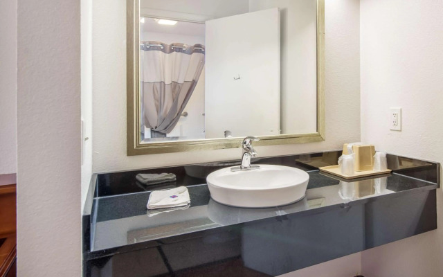 Motel 6 Van Buren, AR