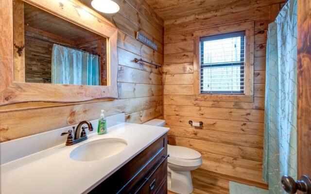 Rocky Top Lodge - Six Bedroom Cabin