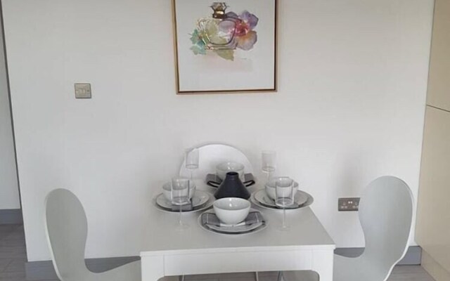 Icon Mews Southend  with FREE WiFi