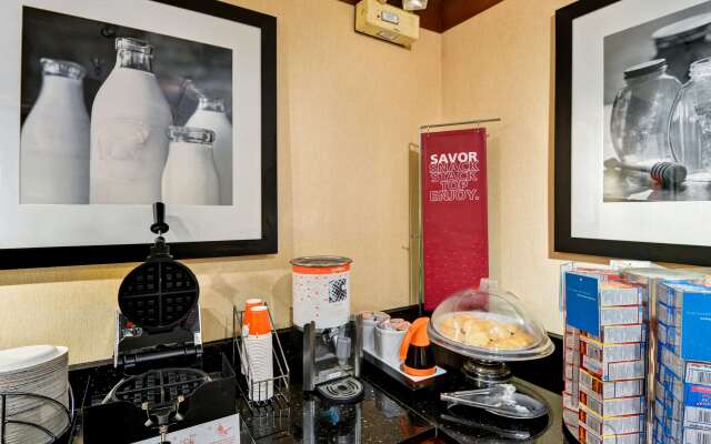 Hampton Inn Memphis-Poplar