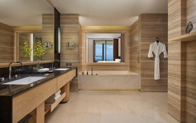 Отель Grand Hyatt Sanya Haitang Bay Resort and Spa