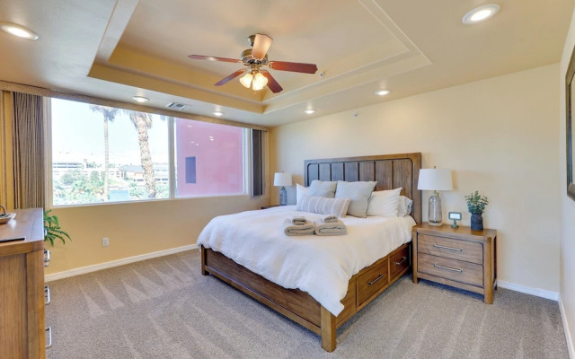 Step-free Bullhead City Condo w/ Balcony!