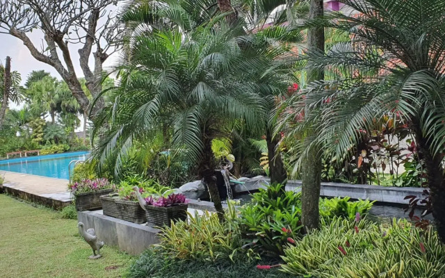 Batu Suki Resort and Hotel