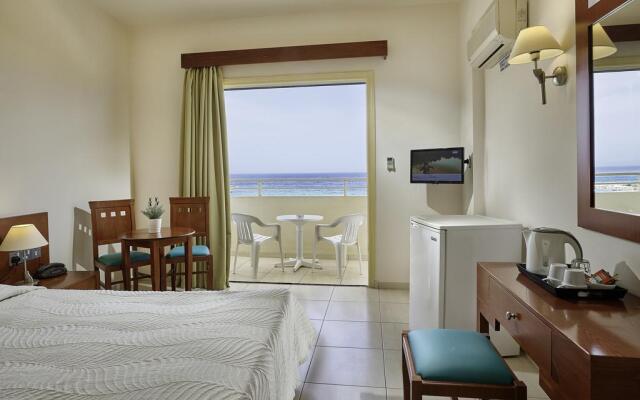 Iris Beach Hotel
