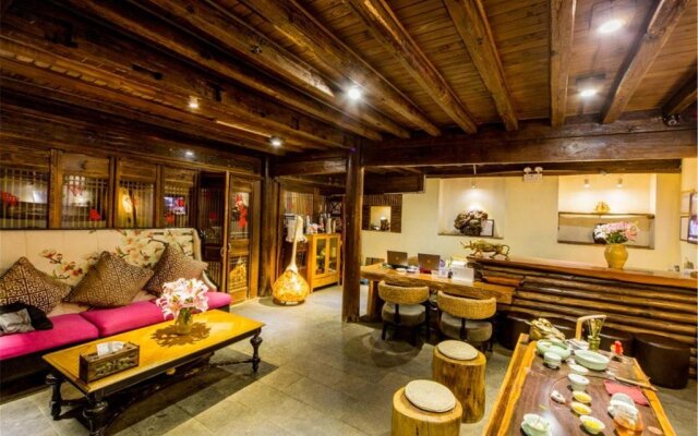 Lijiang Wengjia Dayuan