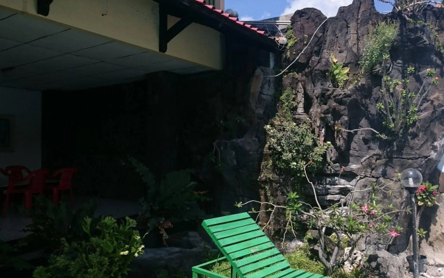 Metro Guest House