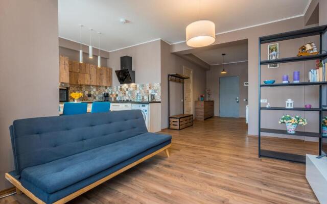 Spacious 76 qm Apartment Near City Center