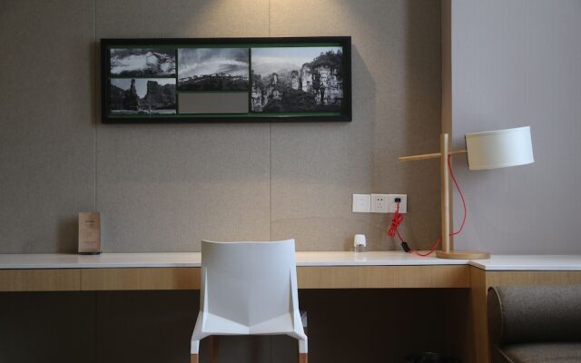 Bloom Boutique Hotel