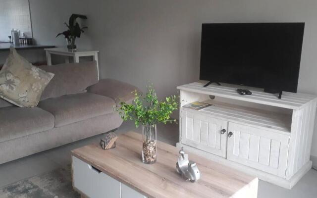 56 Settler Sands - Lovely apartment near beach