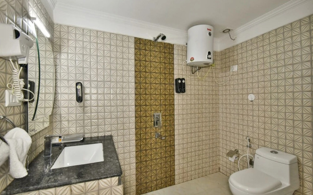 The Posh Hotel near Mall Road with Hassle Free Covered Parking