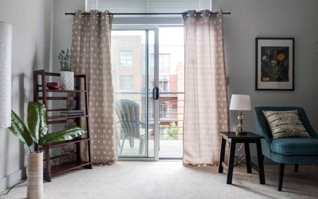 3rd Ward One Bedroom with Patio