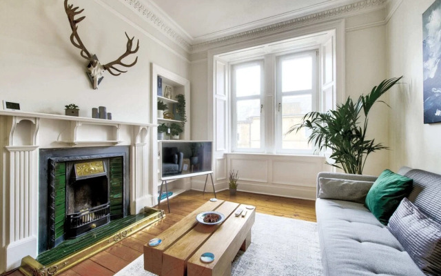 Guestready - Modern Classic Edinburgh Home With Free Parking