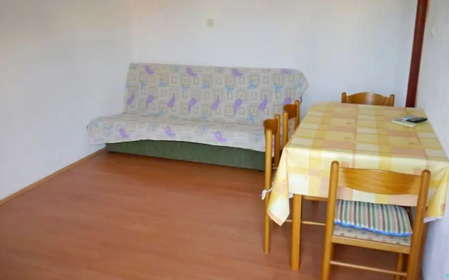 Cosy 1 bedroom apartment with sea view