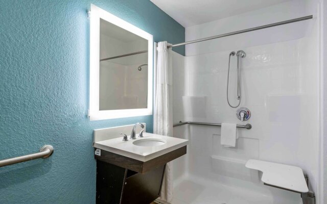 WoodSpring Suites West Melbourne I-95