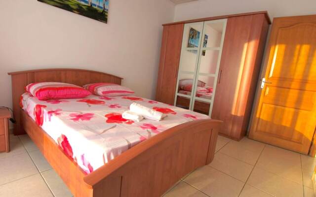 Apartment With 4 Bedrooms in Le Tampon, With Wonderful sea View, Private Pool, Enclosed Garden - 11 km From the Beach