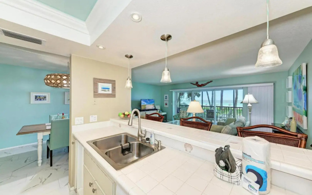Sunset Beach 102 - 2716 Gulf
