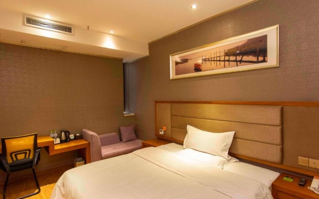 7Days Premium Chongqing Qibo Center Jintong Road Light Railway Station Branch – Guest Rooms – Chongqing