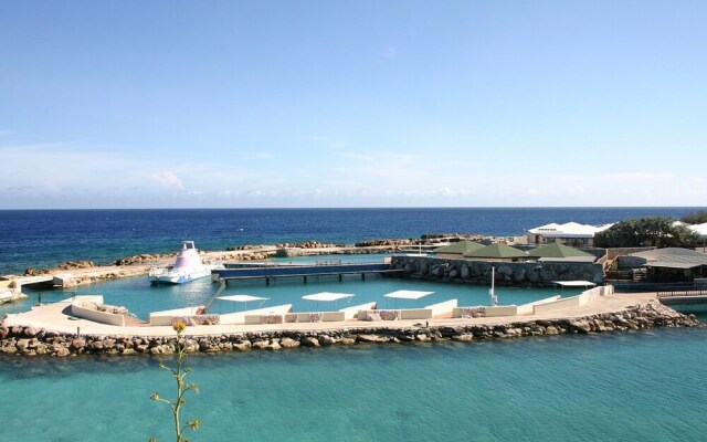 Sea View Villa by the Mambo Beach With Private Pool