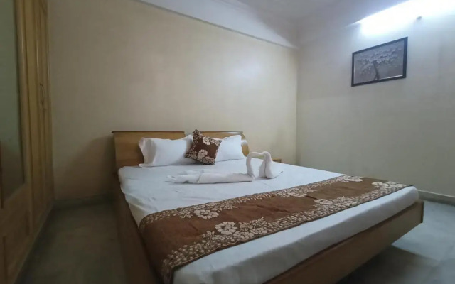 TRS Townhouse Inn