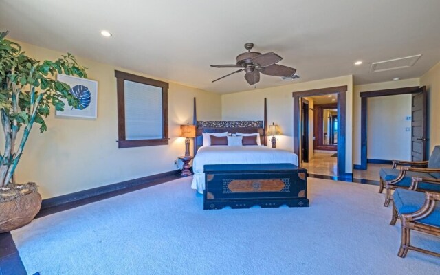 K B M Resorts- Hale-1470 Presidential 3bd, 3ba Beach-front Estate, A/c, Private Yard!