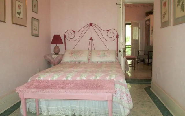 11 Singleton House B&B