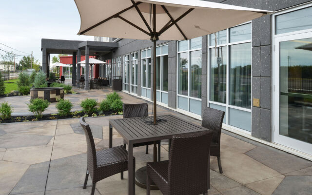 Courtyard by Marriott Saskatoon Airport