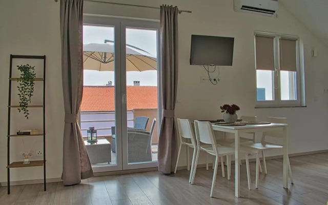 Apartments and Rooms B&B