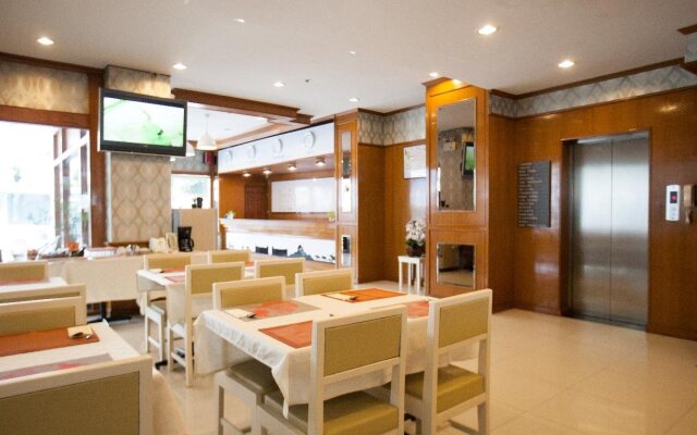 Fadragon Hotel