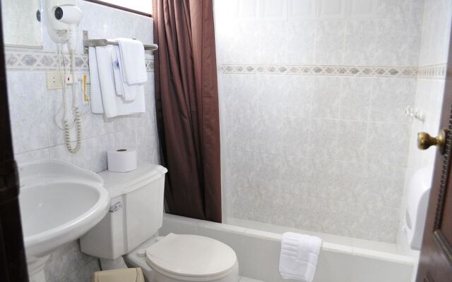 Hotel NASS Sol de Quito