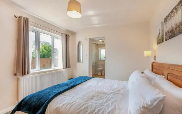 Freshfields, a Countyside Retreat for 8!