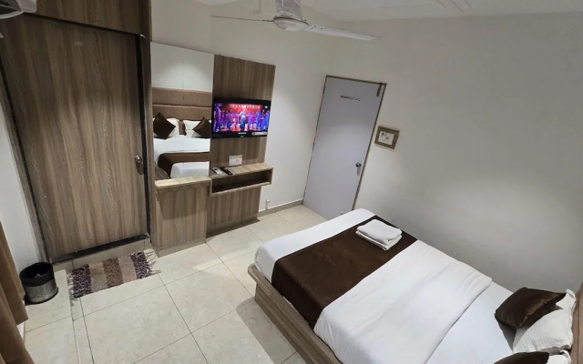Gokul Guest House