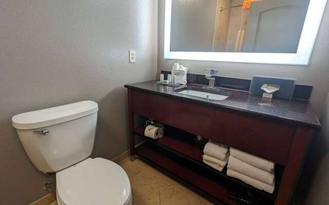 La Quinta Inn & Suites by Wyndham Woodway - Waco South