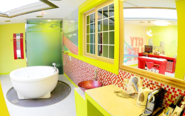 Sugar Hotel