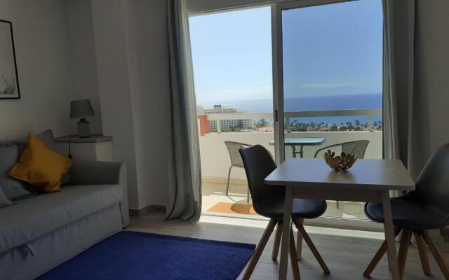 KC home abroad panoramic sea view
