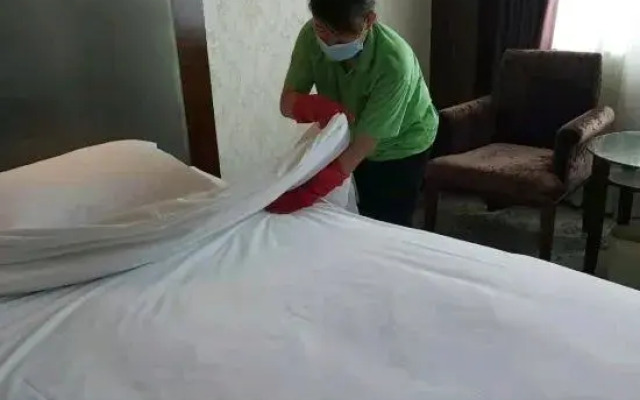 Huajing Hotel