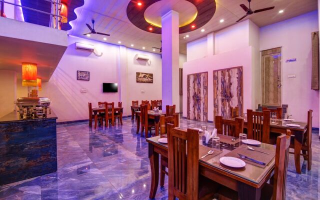Gracious by Vishesh Hotels & Home Stay