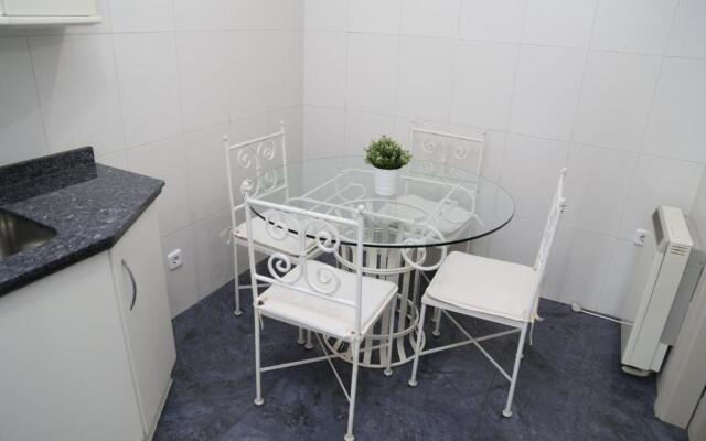 Central Market Parking opcional by Salamancavacacional