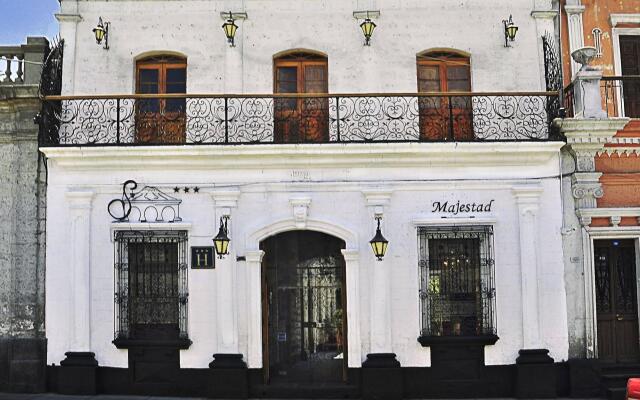 Majestad Boutique Hotel