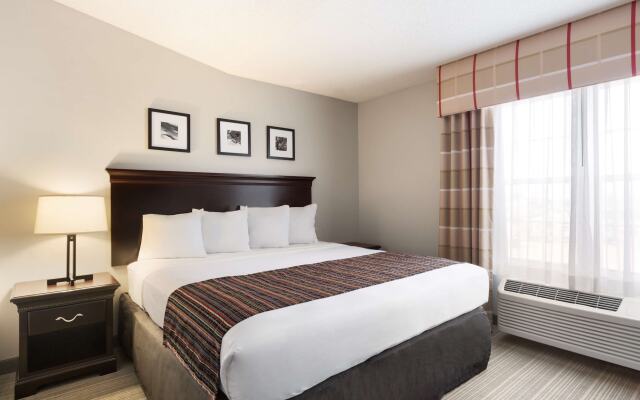 Country Inn & Suites by Radisson, Kearney, NE