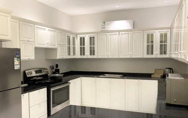 Kease Yasmin A-1 Royal touch  AX12