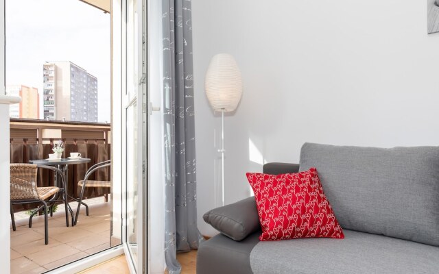 Apartments Malczewskiego 7 by Renters