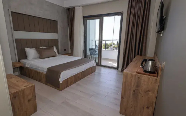 Holmi̇ Otel