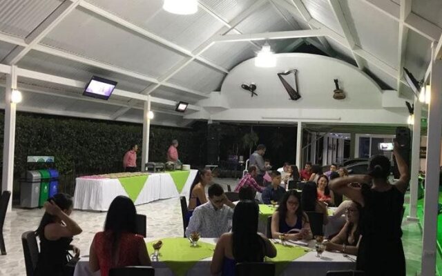 Hotel Campestre Villa Paraiso