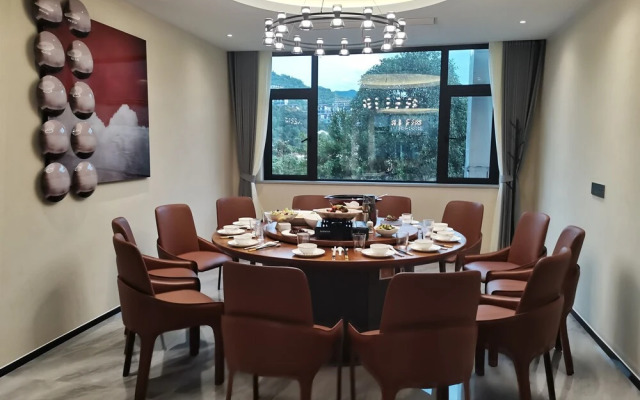 Lin an Hot Spring Story Family Homestay