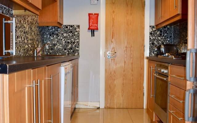 Stylish 3 Bedroom Portobello Townhouse
