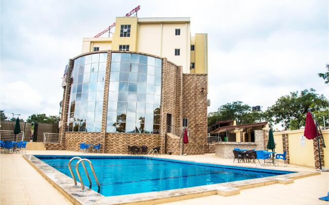 Brookville Hotel & Suites