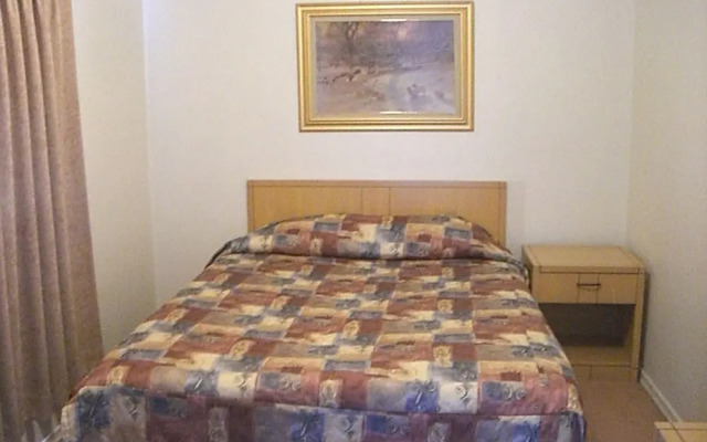 Alberni Inn