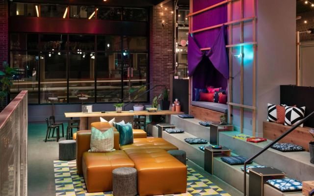 Moxy Portland Downtown
