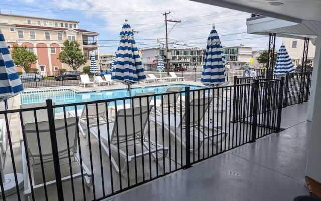 Seaport Inn